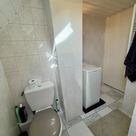 Fully Equipped 1-bedroom Near Chantiers Navals *