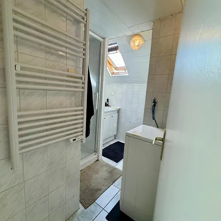 Fully Equipped 1-bedroom Near Chantiers Navals *